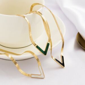 Simple Vshaped Chain Hiphop Snake Bone Chain